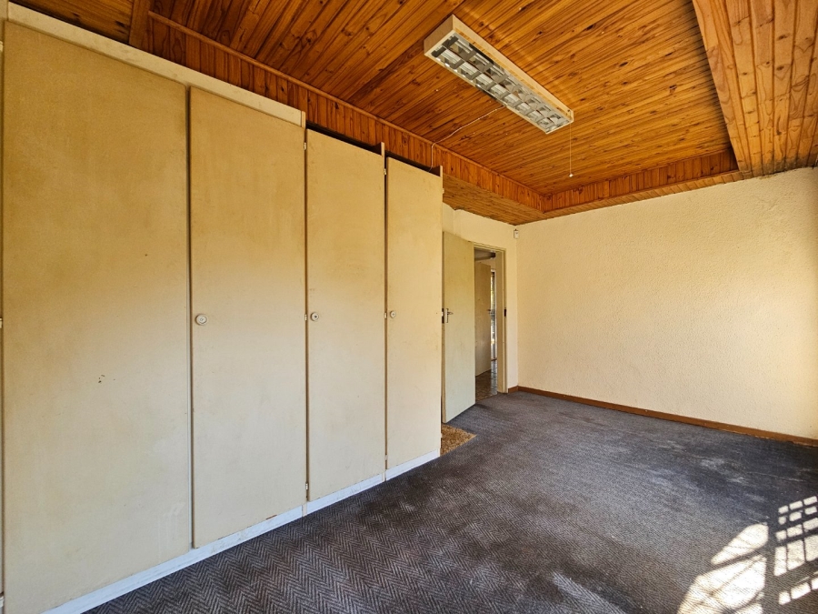 4 Bedroom Property for Sale in Vaalpark Free State